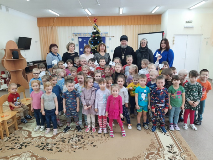 Святочное мероприятие "Крещенский голубь" Святочное мероприятие "Крещенский голубь".