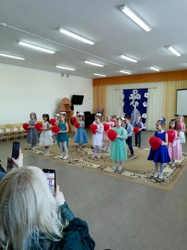 8 марта - Международный женский день. 8 марта - Международный женский день.